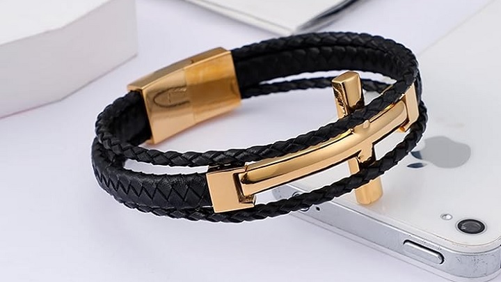 دستبند مینیمال؛ تجربه لوکس با سادگی بی‌نظیر