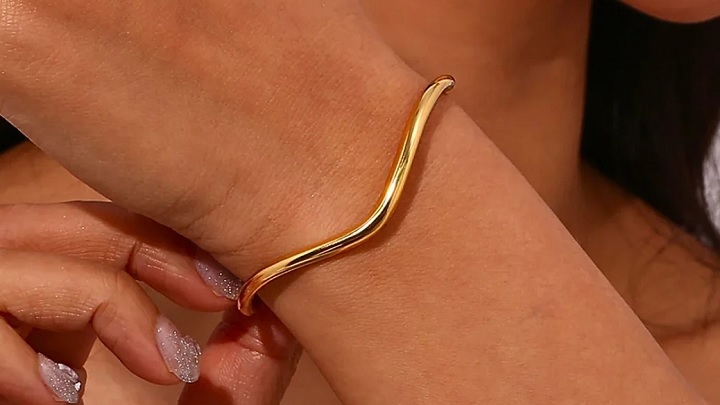 دستبند طلای مینیمال: مناسب برای هر سلیقه‌ای