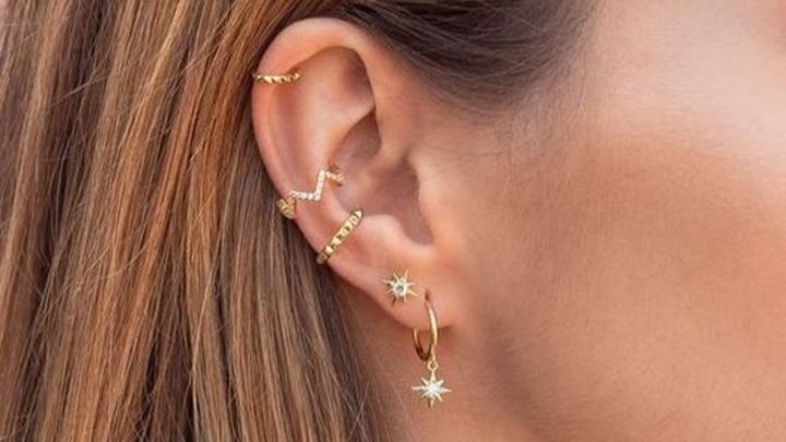 گوشواره‌های رینگی طلا: برای هر موقعیتی مناسب