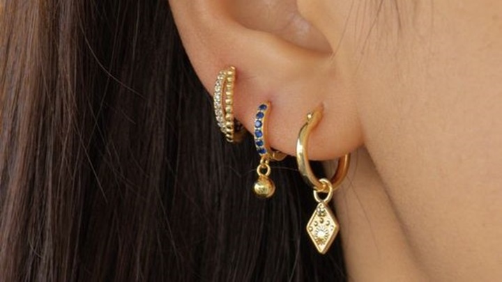 راز زیبایی زنان موفق: گوشوارههای رینگی طلا راز زیبایی زنان موفق: گوشوارههای رینگی طلا