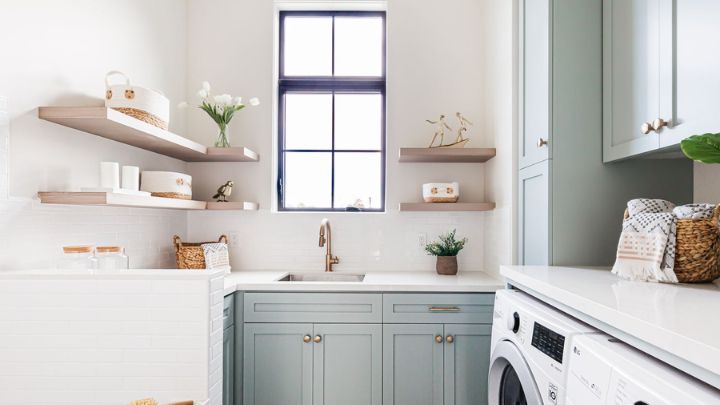 لاندری روم در فضای باز