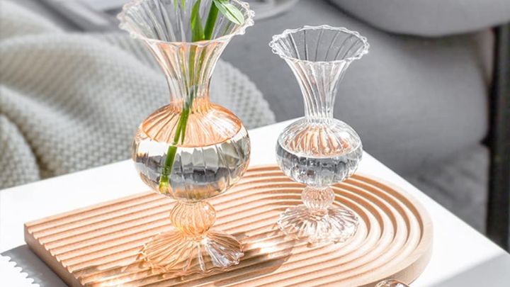 ست گلدان و سینی رومیزی: انتخابی هوشمندانه برای یک دکوراسیون مدرن ست گلدان و سینی رومیزی: انتخابی هوشمندانه برای یک دکوراسیون مدرن