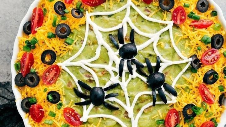 سالاد عنکبوتی هالووینی سالاد عنکبوتی هالووینی