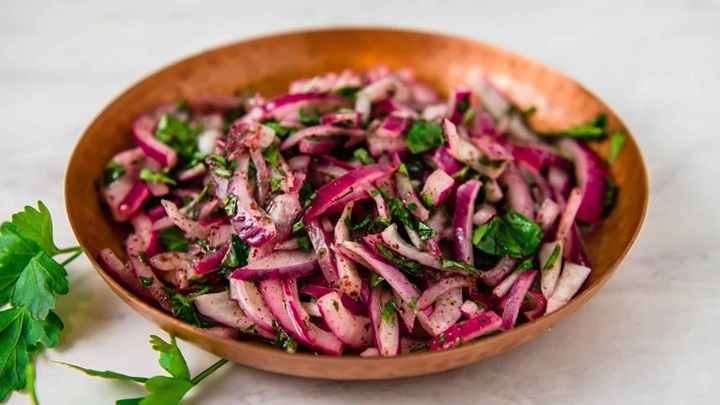 چند فوت کوزهگری در طرز تهیه پیاز جعفری رستورانی چند فوت کوزهگری در طرز تهیه پیاز جعفری رستورانی