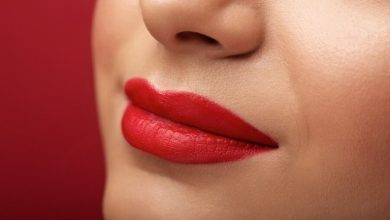 قرمز کردن لب با روش‌های خانگی؛ 9 تکنیک طبیعی