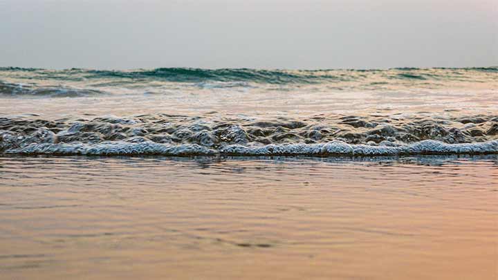 بهترین زمان سفر به ریشهر