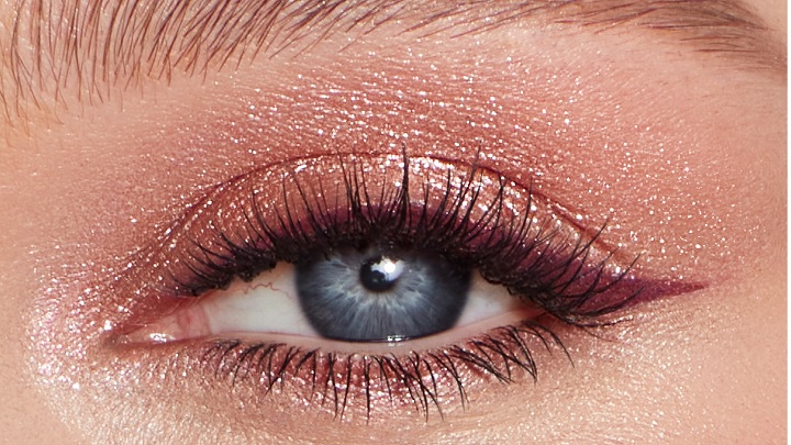 ایده‌های خلاقانه برای آرایش چشم با سایه شاین‌دار