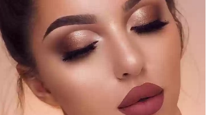 سایه‌های شاین‌دار: انتخابی عالی برای مهمانی‌ها