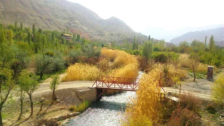 سیمین دشت، روستایی کوهستانی در دامنههای البرز سیمین دشت، روستایی کوهستانی در دامنههای البرز