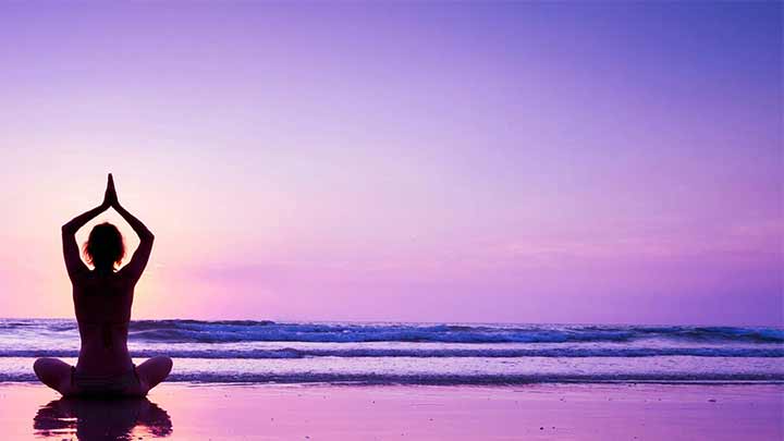 برای سکوت ذهن مدیتیشن کنید