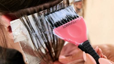 آموزش مش کردن مو با فویل در خانه؛ به رنگ موهایتان تنوع بدهید