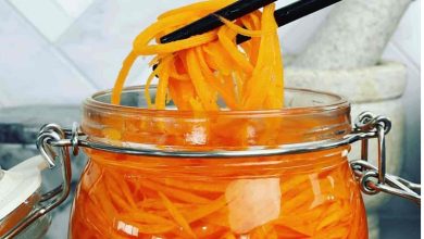 طرز تهیه ترشی هویج رشته‌ای؛ فوری در کمتر از 20 دقیقه