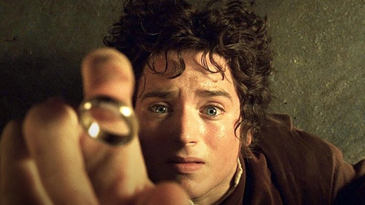 ارباب حلقه‌ها: یاران حلقه (The Lord of the Rings: The Fellowship of the Ring) از بهترین فیلم‌های دهه 2000