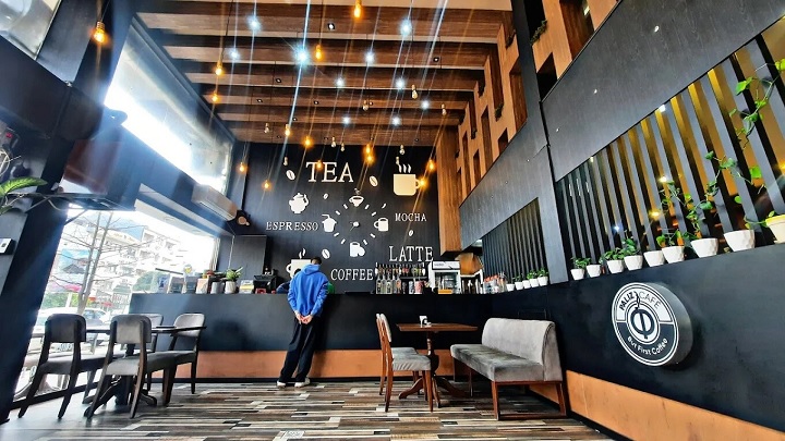 کافه پالیز یکی از مدرنترین کافههای شهر زیبای رشت کافه پالیز یکی از مدرنترین کافههای شهر زیبای رشت