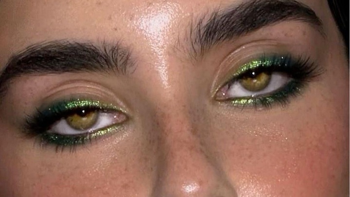 کدام سایه چشم، چشمهای سبز شما را میدرخشاند؟ کدام سایه چشم، چشمهای سبز شما را میدرخشاند؟