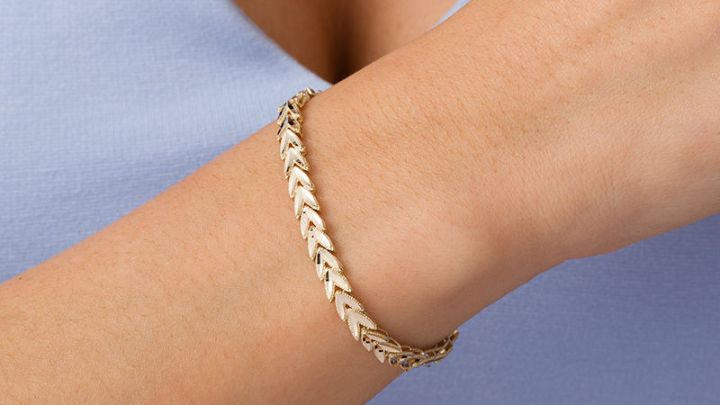 جدیدترین مدل‌های دستبندهای زنجیری طلا