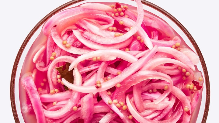 فوت و فنهای تهیه ترشی پیاز فوت و فنهای تهیه ترشی پیاز