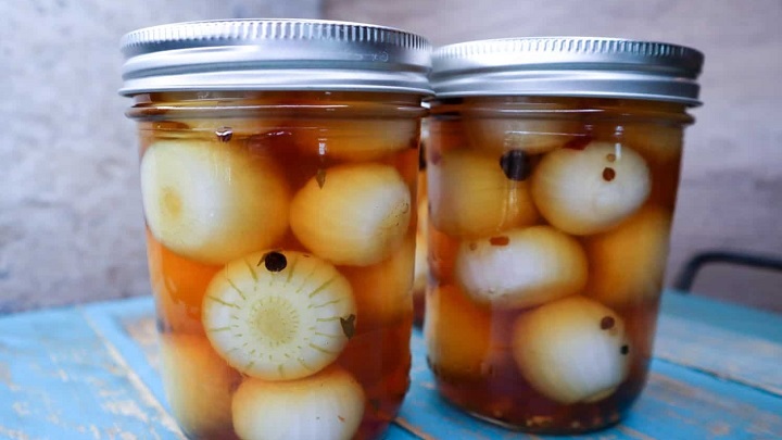 با این ترفندها ترشی پیاز خوشمزه تر از همیشه میشود با این ترفندها ترشی پیاز خوشمزه تر از همیشه میشود