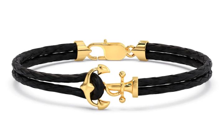 دستبندهای طلای فانتزی: اکسسوریای که استایل شما را تکمیل میکند دستبندهای طلای فانتزی: اکسسوریای که استایل شما را تکمیل میکند