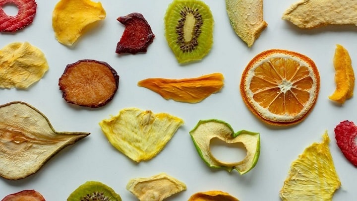 چه میوه‌هایی را می‌توان در پاییز خشک کرد؟