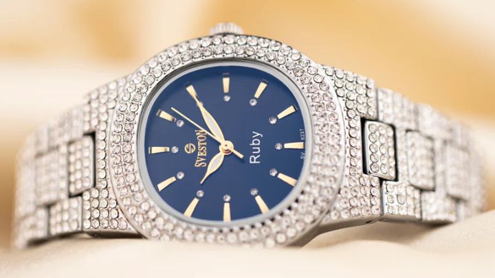 درخشش زمان: ساعتهای مچی مجلسی زنانه درخشش زمان: ساعتهای مچی مجلسی زنانه