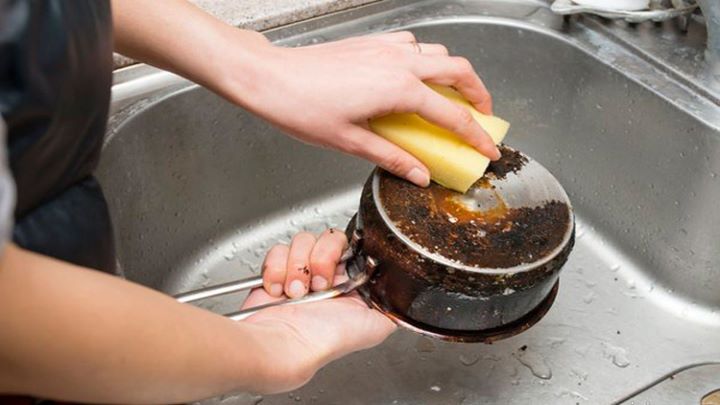 ترفندهای براق کردن ظروف آلومینیومی ترفندهای براق کردن ظروف آلومینیومی