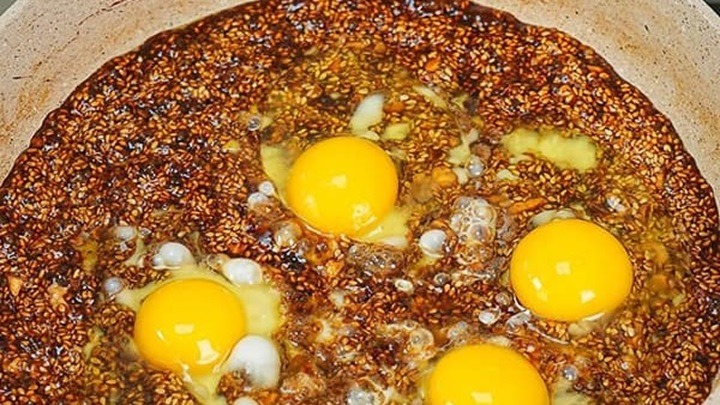 مراحل تهیه دوشاب یومورتا مراحل تهیه دوشاب یومورتا