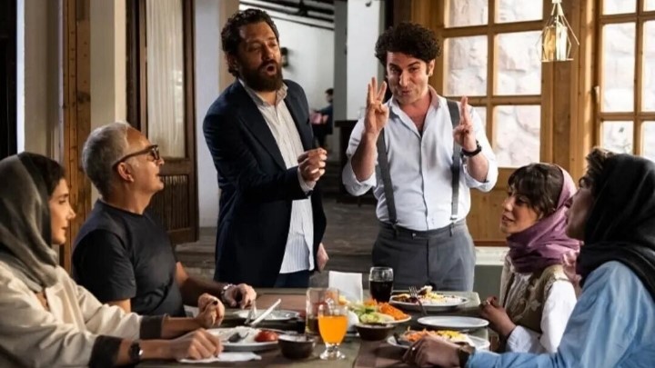 معرفی فیلم سینمایی «صبحانه با زرافهها» معرفی فیلم سینمایی «صبحانه با زرافهها»