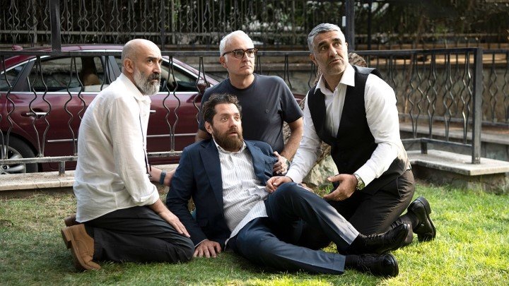 بازیگران فیلم سینمایی «صبحانه با زرافهها» بازیگران فیلم سینمایی «صبحانه با زرافهها»