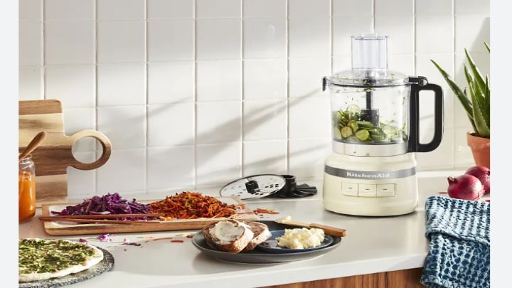 نحوه استفاده از خردکن برقی نحوه استفاده از خردکن برقی