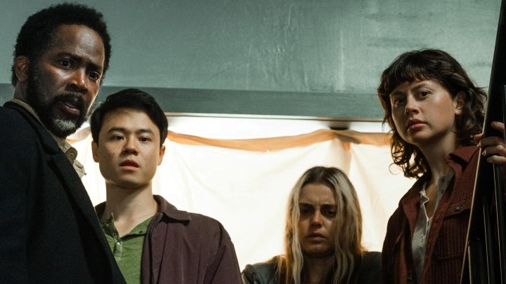 معرفی سریال از جانب (From)؛ لحظاتی نفسگیر در دنیایی ناشناخته معرفی سریال از جانب (From)؛ لحظاتی نفسگیر در دنیایی ناشناخته