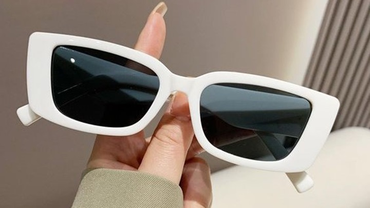 جدیدترین مدل‌های عینک فریم سفید؛ مدرن و شیک