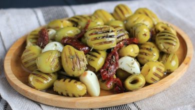 طرز تهیه زیتون کبابی (باربیکیو)؛ چاشنی بینظیر در کنار غذاها