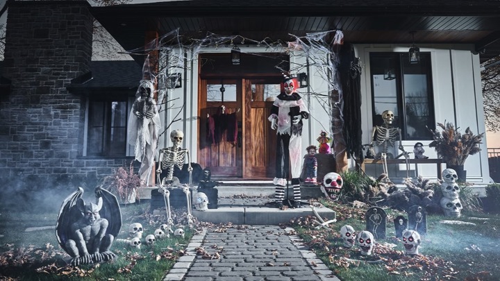 هالووینی با طعم جادوگری؛ تزیینات با چوب جادو و کلاه جادوگری هالووینی با طعم جادوگری؛ تزیینات با چوب جادو و کلاه جادوگری