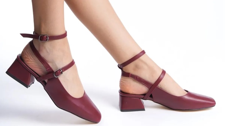 چگونه کفش مجلسی پاشنه کوتاه را با لباسهای مختلف ست کنیم؟ چگونه کفش مجلسی پاشنه کوتاه را با لباسهای مختلف ست کنیم؟