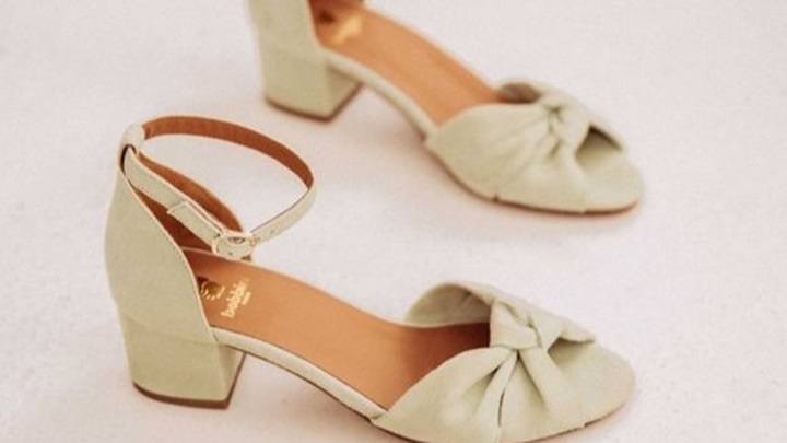 با این ترفندها، کفش مجلسی پاشنه کوتاه خود را جذابتر کنید با این ترفندها، کفش مجلسی پاشنه کوتاه خود را جذابتر کنید
