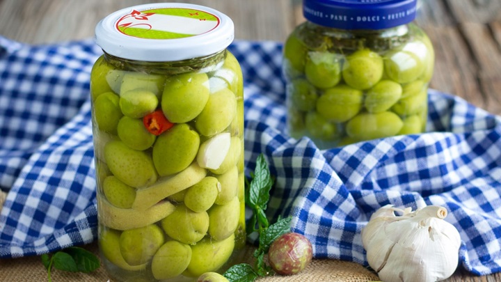 مراحل تهیه آب زیتون مراحل تهیه آب زیتون