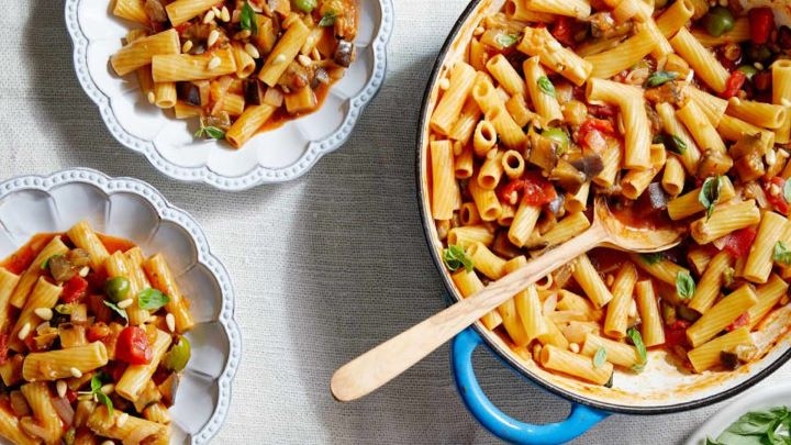 طرز تهیه پاستا بادمجان