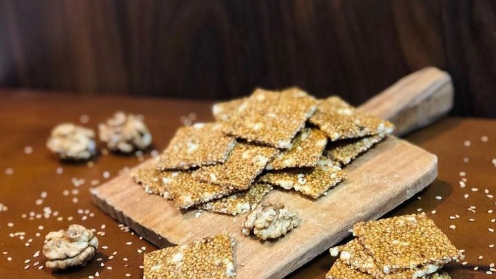 مراحل تهیه پشت زیک ترد گردویی مراحل تهیه پشت زیک ترد گردویی