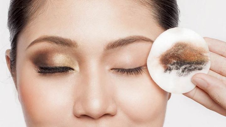 راههای پاک کردن آرایش راههای پاک کردن آرایش