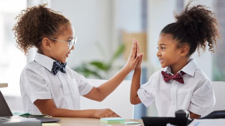 با دانش آموزان خجالتی چگونه برخورد کنیم؟