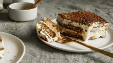 تیرامیسو با موز و گردو؛ ترکیب کلاسیک با چاشنی خلاقیت