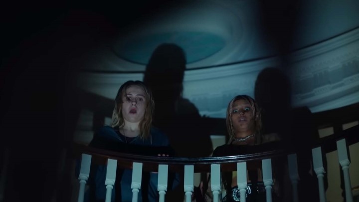 بدن‌ها بدن‌ها بدن‌ها (Bodies Bodies Bodies) از بهترین فیلم‌های اسلشر 4 سال گذشته