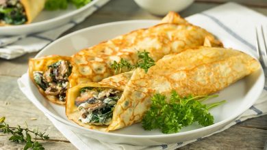 طرز تهیه کرپ مرغ و اسفناج با سس بشامل؛ به روش خانگی