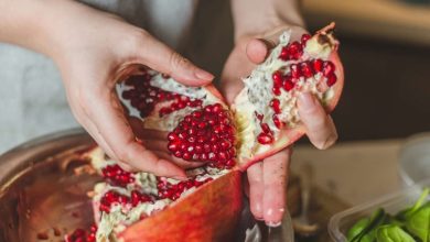 نحوه پاک کردن سیاهی انار از دست (6 روش طلایی)