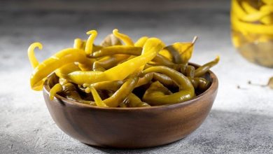 با این روش تندترین ترشی فلفل دنیا را به خوشمزه‌ترین ترشی تبدیل کنید