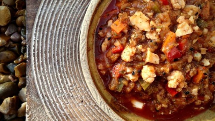 مراحل تهيه ترشی بندری با رب انار مراحل تهيه ترشی بندری با رب انار