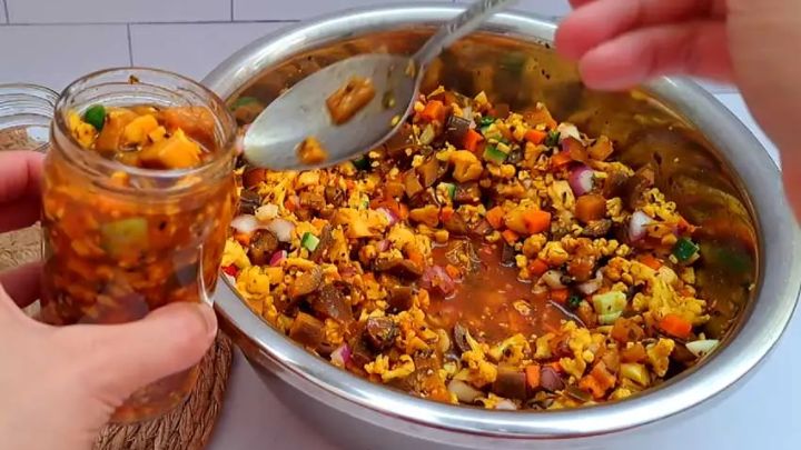 نکات و فوت و فنهای تهيه ترشی بندری با رب انار نکات و فوت و فنهای تهيه ترشی بندری با رب انار