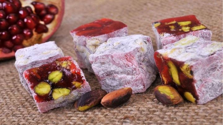 نکات مهم برای خوشمزهتر شدن مسقطی انار نکات مهم برای خوشمزهتر شدن مسقطی انار