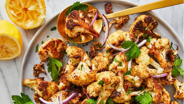  طرز تهیه گل کلم کبابی + نکات تهیه